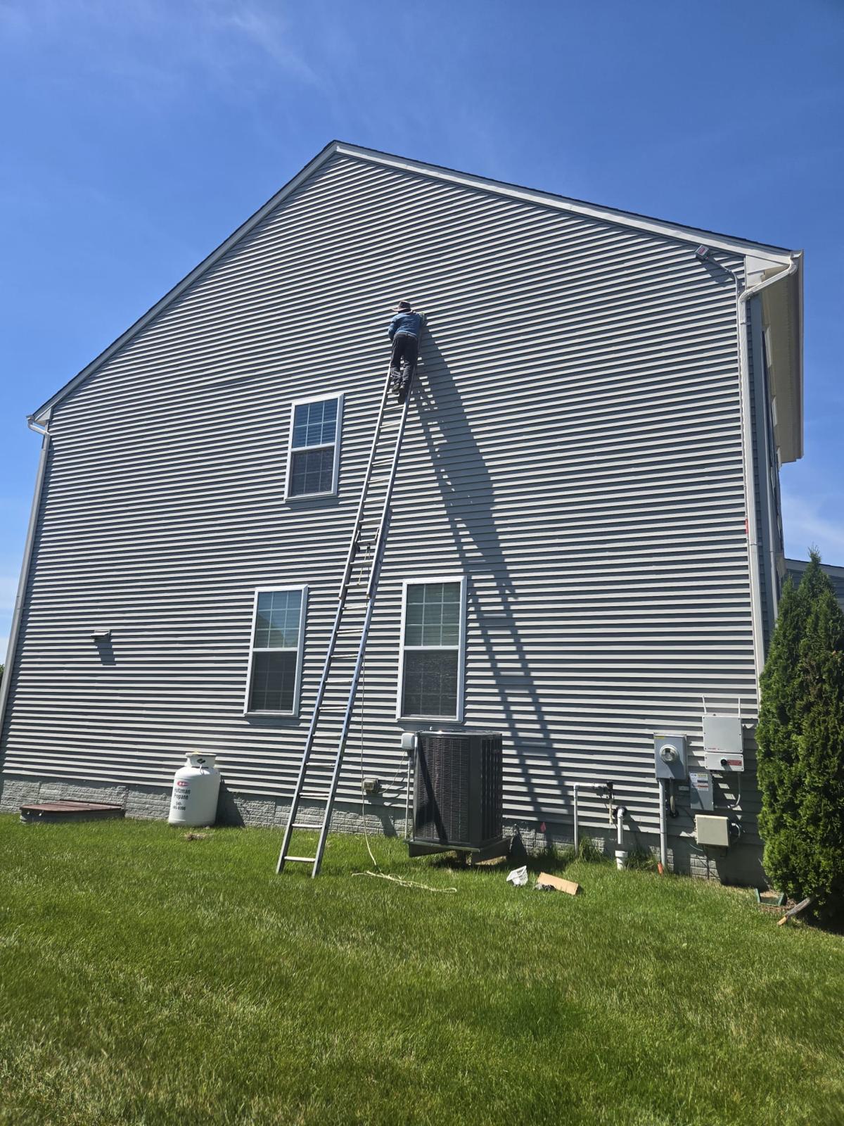 Technician ladder service